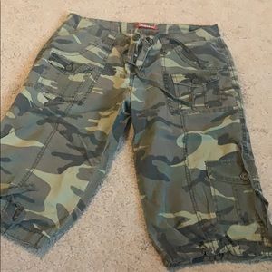 Camo Capris